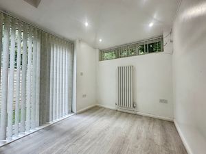 Sun Room- click for photo gallery